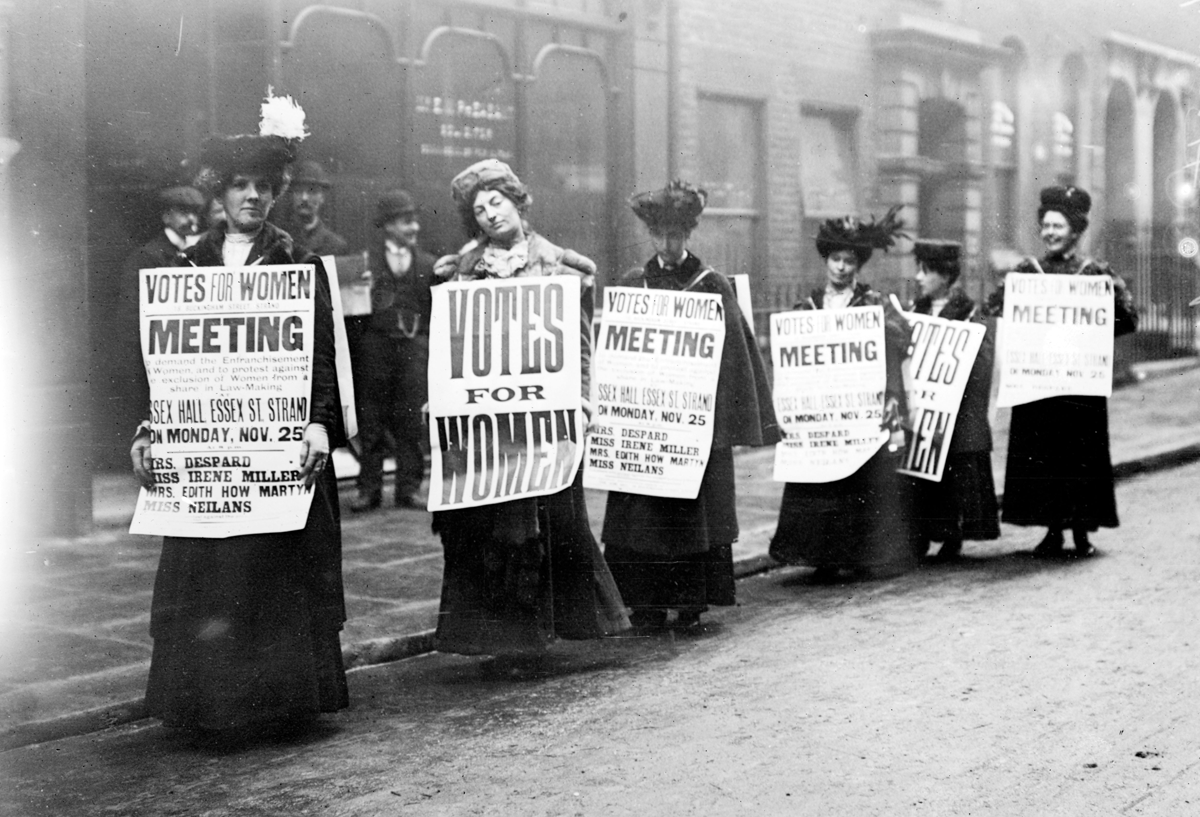Suffragettes-Real.gif