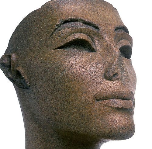Egypt-Stunning-Nefertiti-web