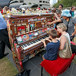Pop Up Street Piano’s in Melbourne – Play Me I’m Yours