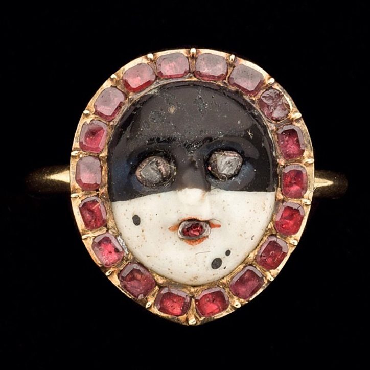 Masked face Ring-surrounded-by-Rubies courtesy Anne Schofield Antiques, Sydney